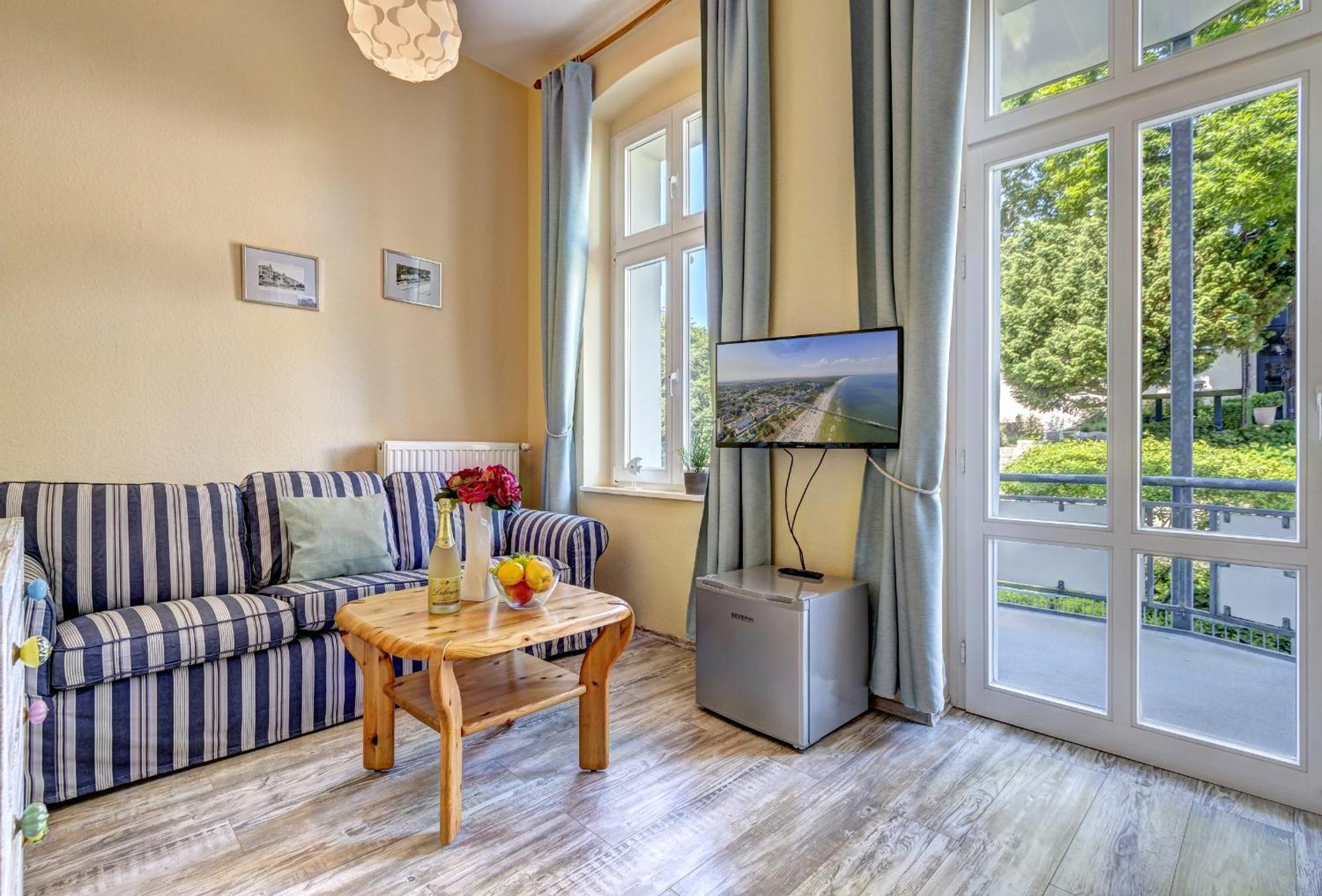 Ferienzimmer Kuestensonne Zinnowitz Exterior foto